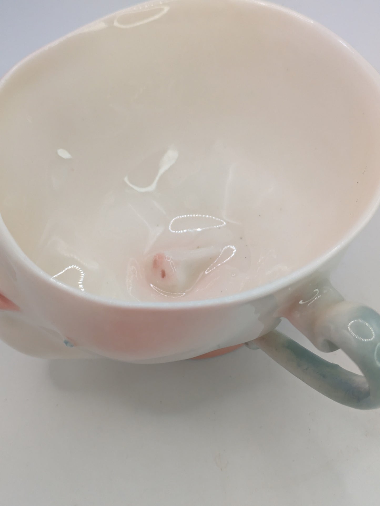 接吻杯的起源-瓷茶杯