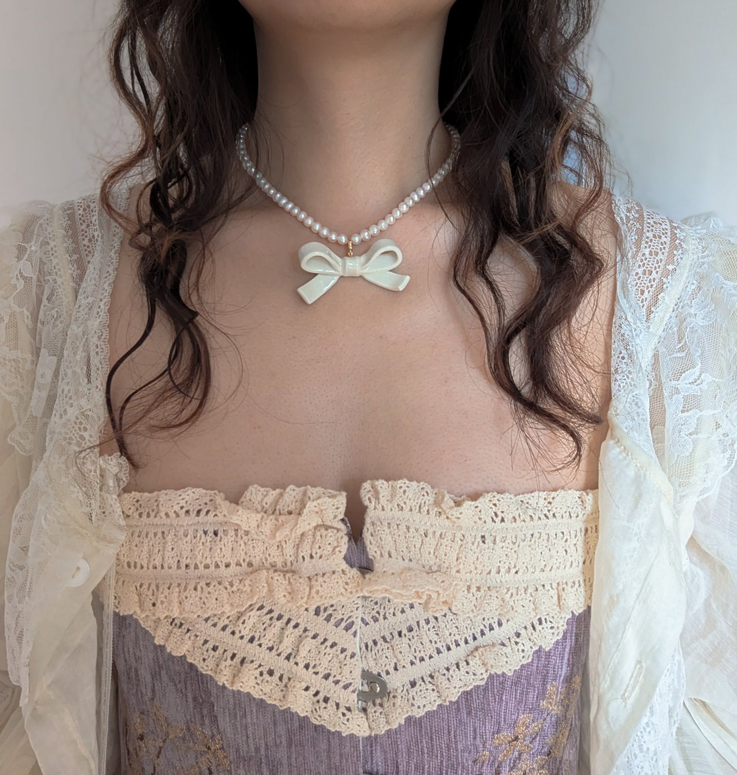 Bowtie Maniac - Medium Ceramic Ribbon Charm Bowtie Freshwater Pearl Necklace White