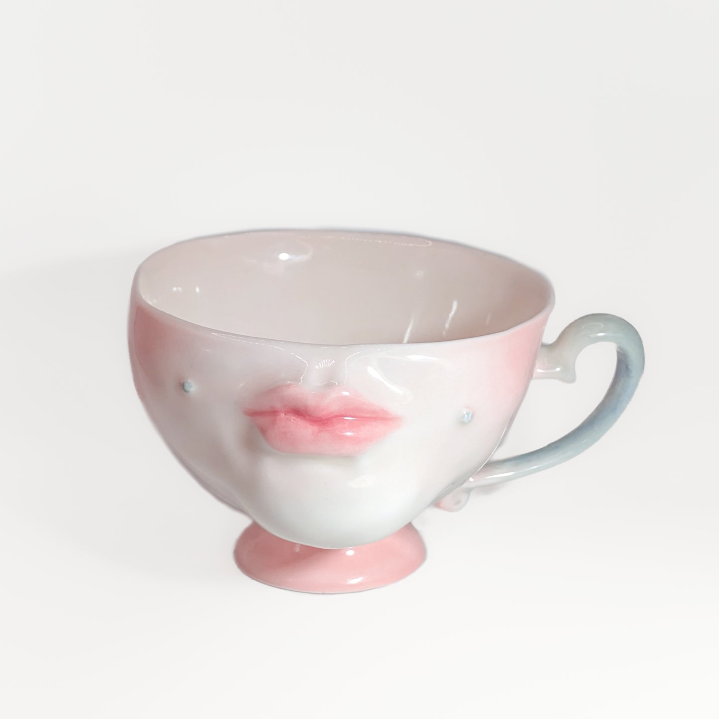 接吻杯的起源-瓷茶杯