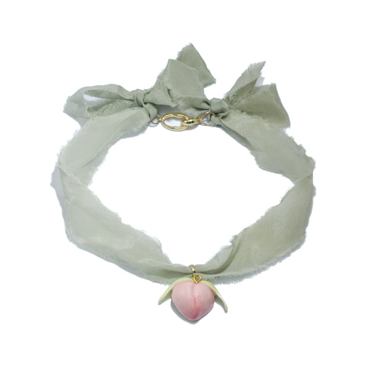 Peach it - Peach ceramic silk necklace