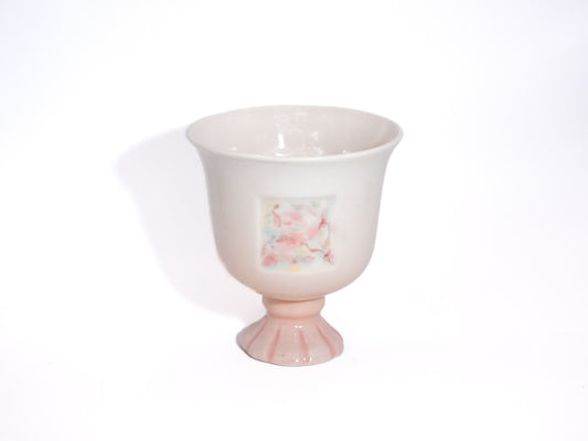 Canvas - White Canva ceramic flower bottom wine cup