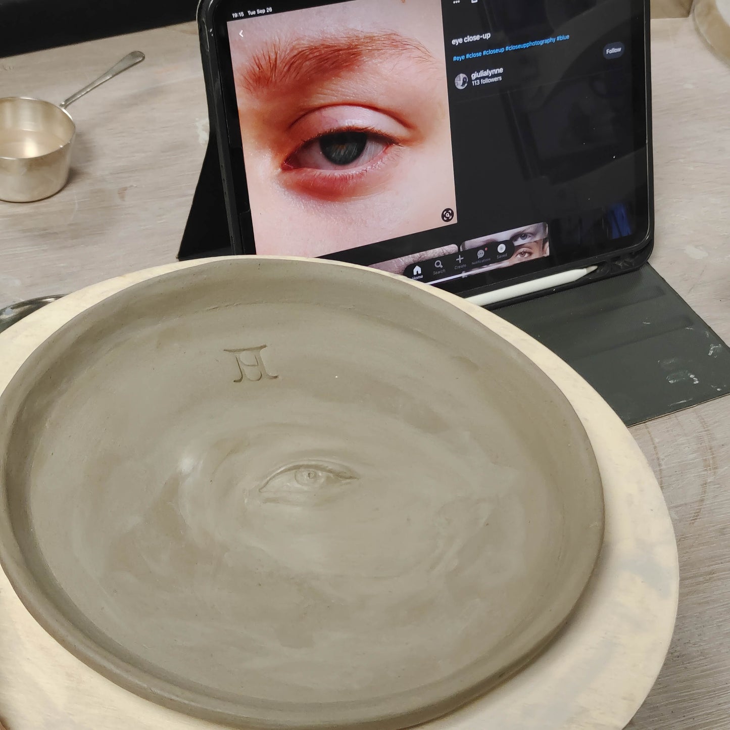用粘土制作你爱人的眼睛 - 雕刻和上釉