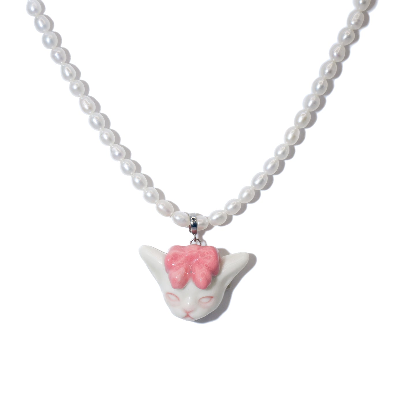Angry Puss - Pearl and Cat Bowtie Necklace