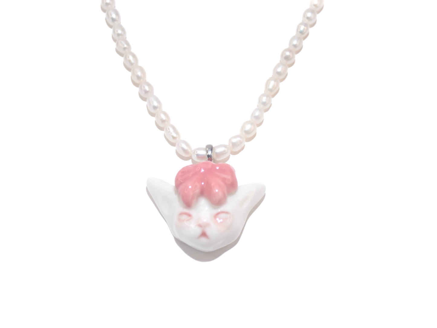 Angry Puss - Pearl and Cat Bowtie Necklace