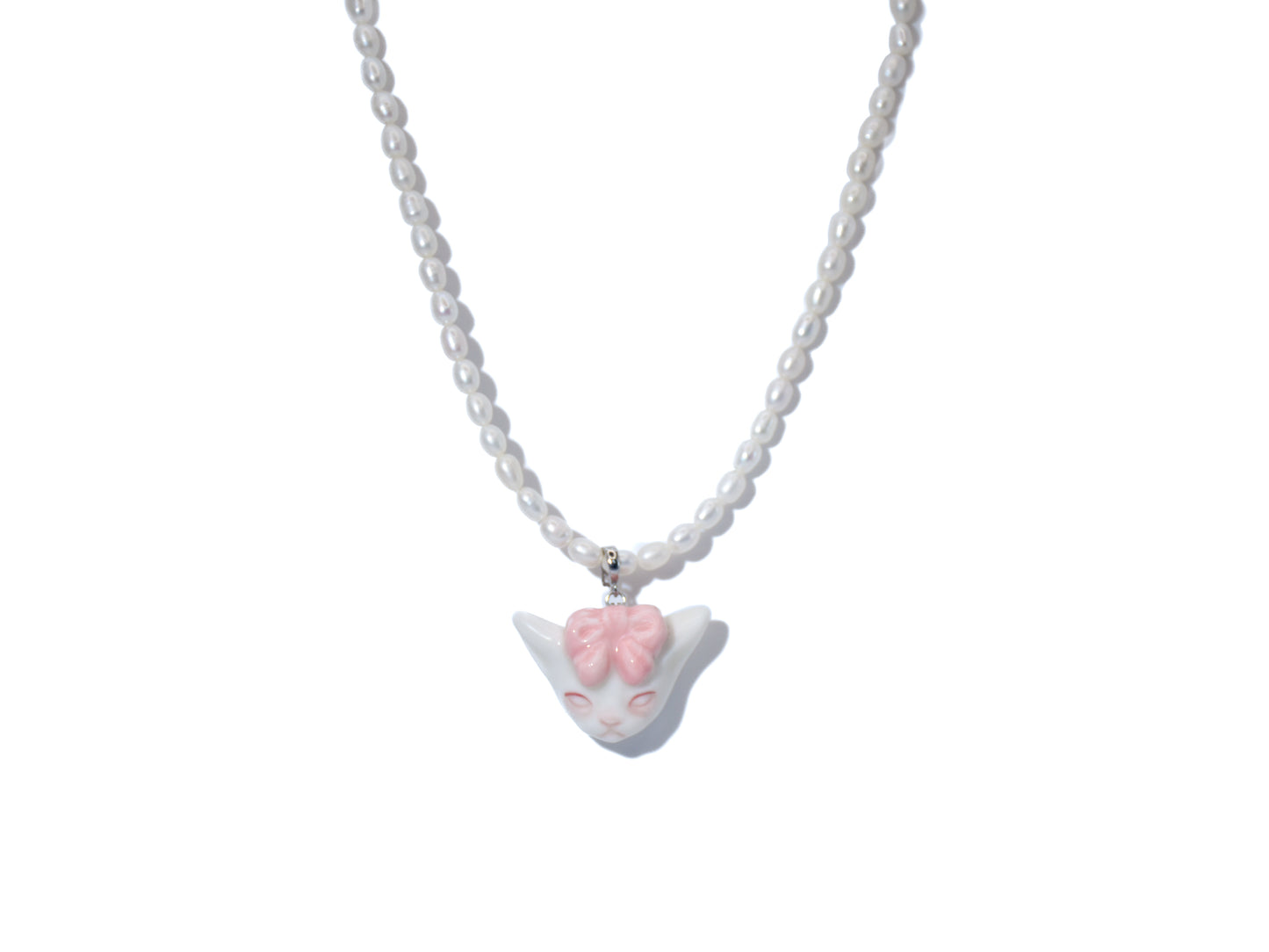 Angry Puss - Pearl and Cat Bowtie Necklace