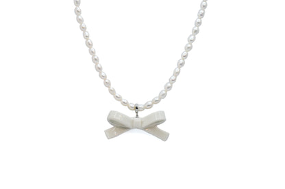 Bowtie Maniac - Medium Ceramic Ribbon Charm Bowtie Freshwater Pearl Necklace White