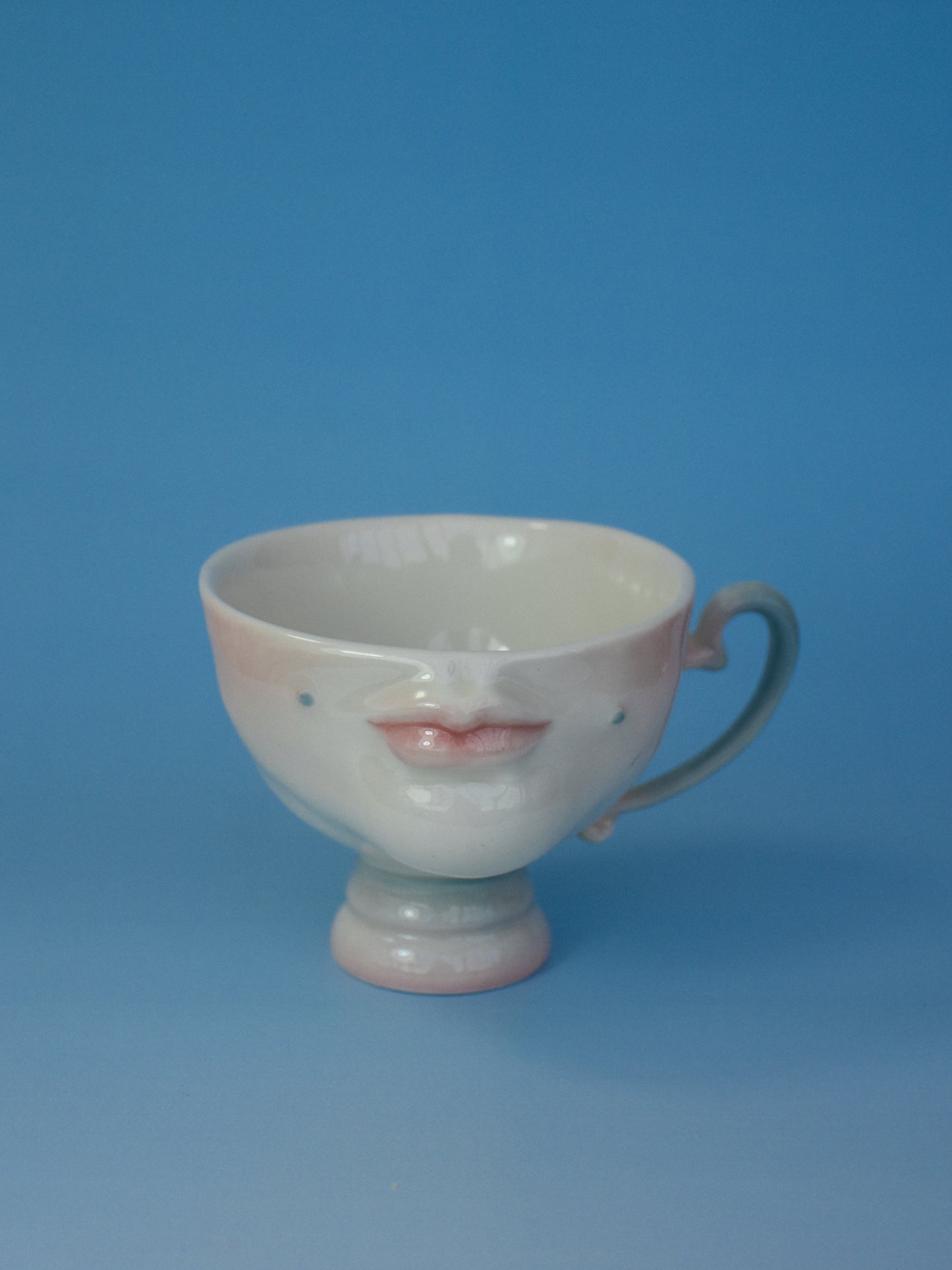 The Kissing Cup - Porcelain Tea Cup Classy