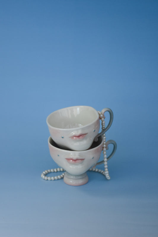 The Kissing Cup - Porcelain Tea Cup Classy