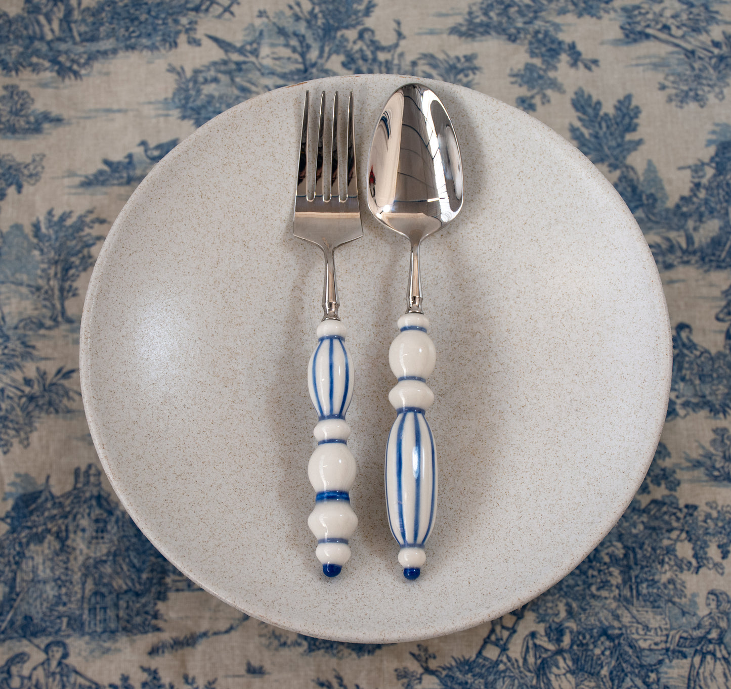 Fun Dining Handcrafted Ceramic Porcelain Cutlery 4 Piece Set - Classic Blue