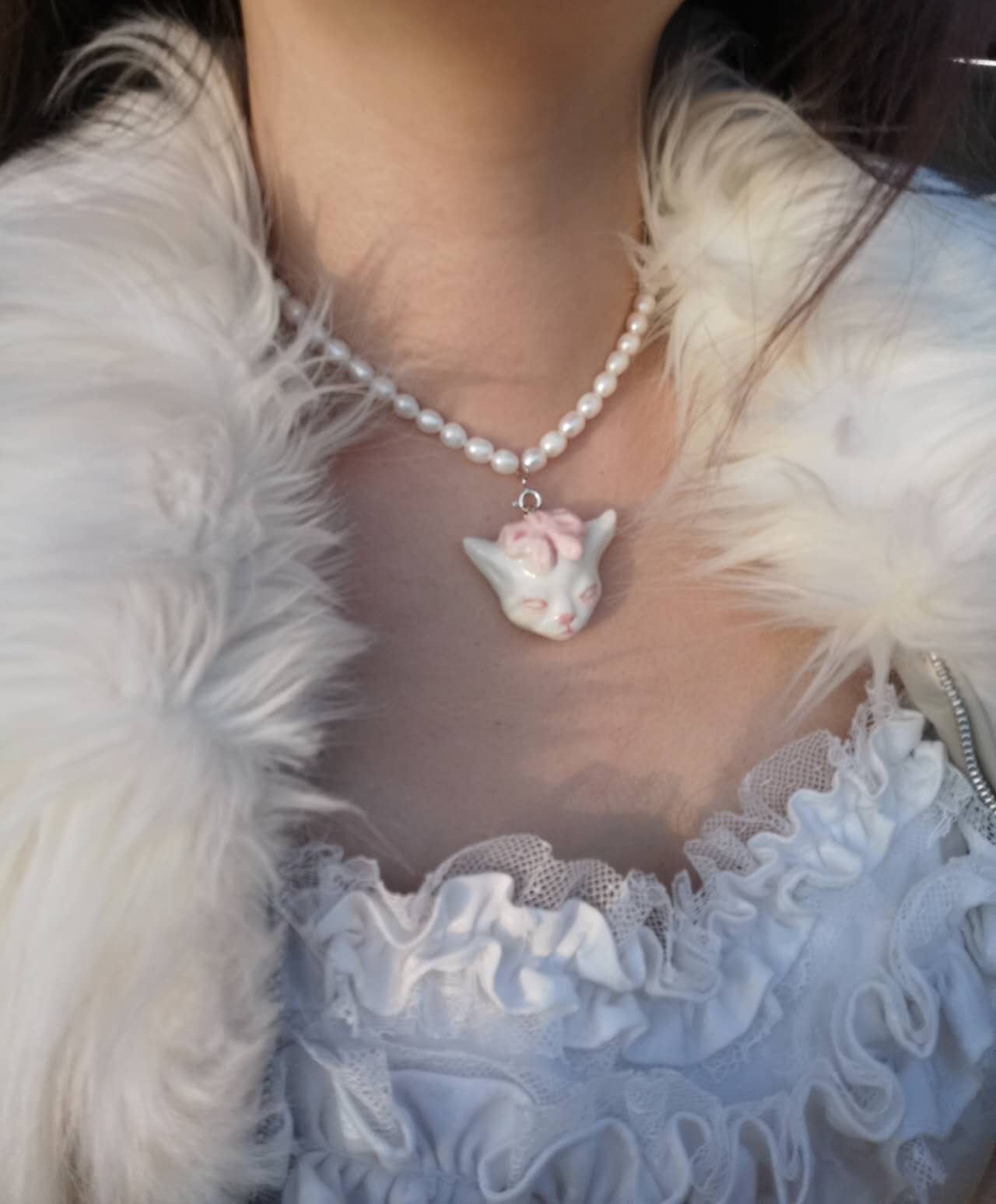 Angry Puss - Pearl and Cat Bowtie Necklace