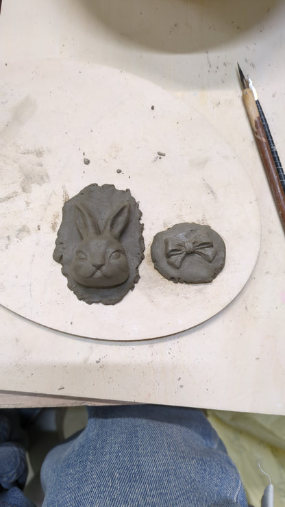 Make Your Own Ceramic Jewellery - Handbuilding And Glazing for Small