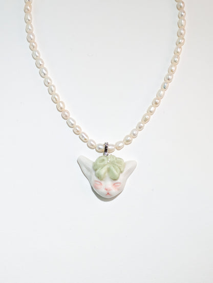 Angry Puss - Pearl and Cat Bowtie Necklace