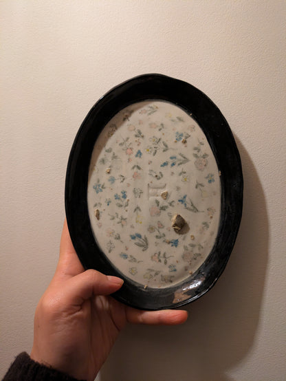 Make your lover's eye plate by ceramics - Sculpting and Glazing