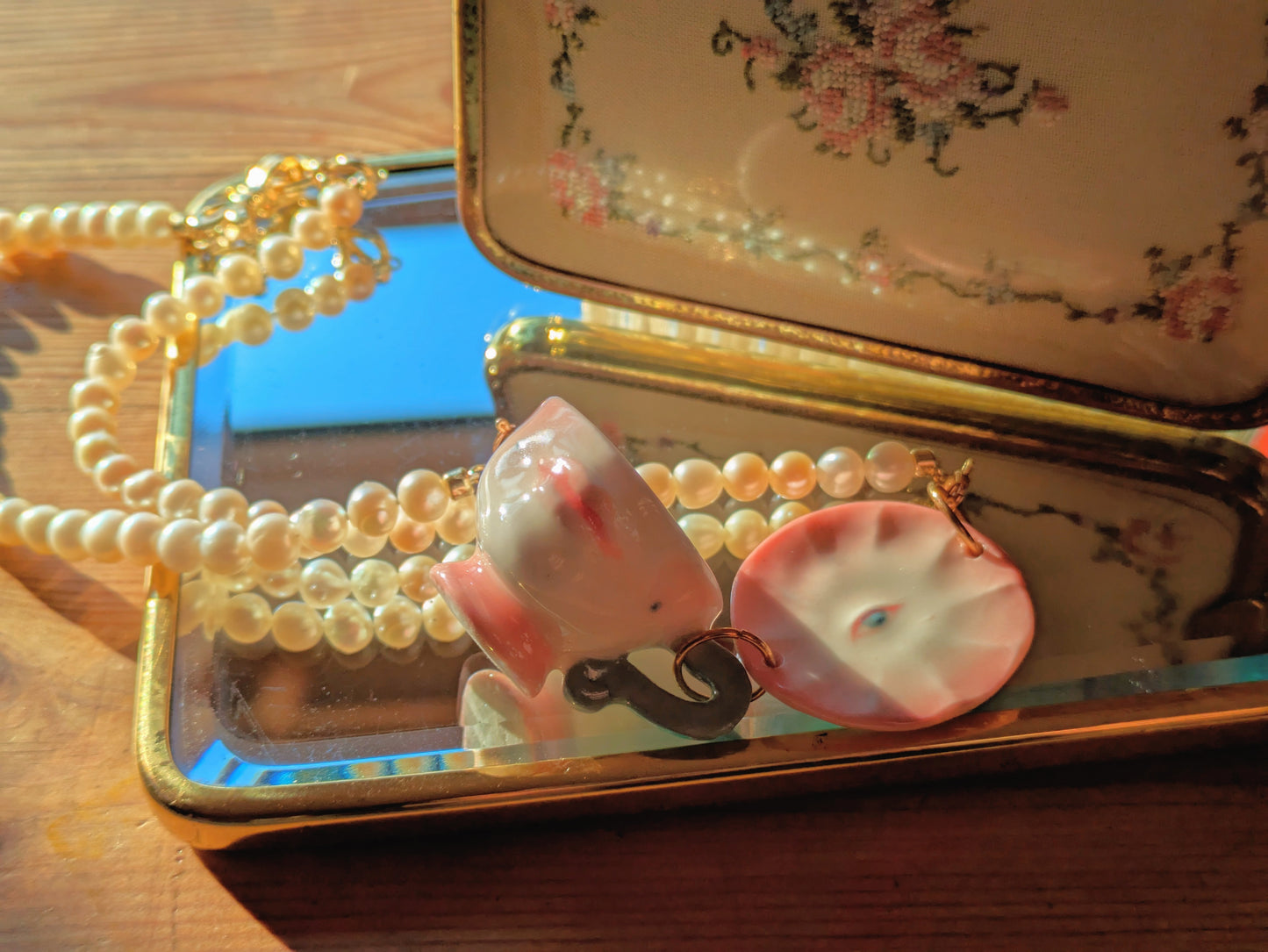 The Cup Theater mini cup and plate porcelain Freshwater Pearl necklace